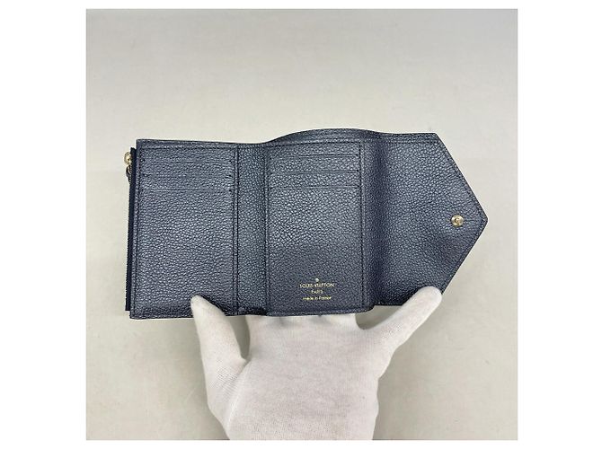 Billetera Louis Vuitton Tri-fold - vista 3