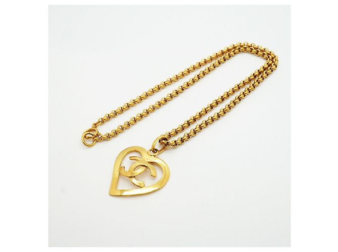 Collana Chanel placcata in oro con motivo a cuore - vista 3