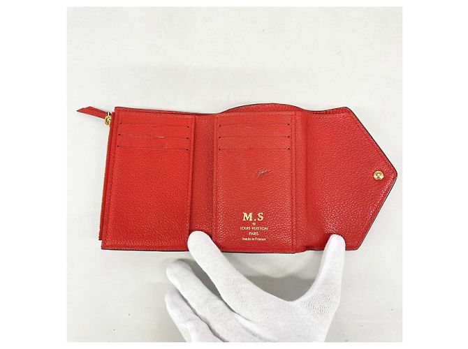 Louis Vuitton Tri-fold Geldbörse in Cerise - Ansicht 3