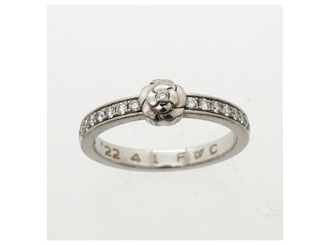 Chanel Camélia Bandring aus Platin mit Diamant - Ansicht 2