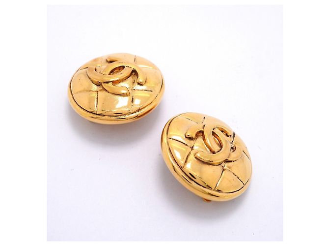 Orecchini a clip Chanel placcati oro - vista 2