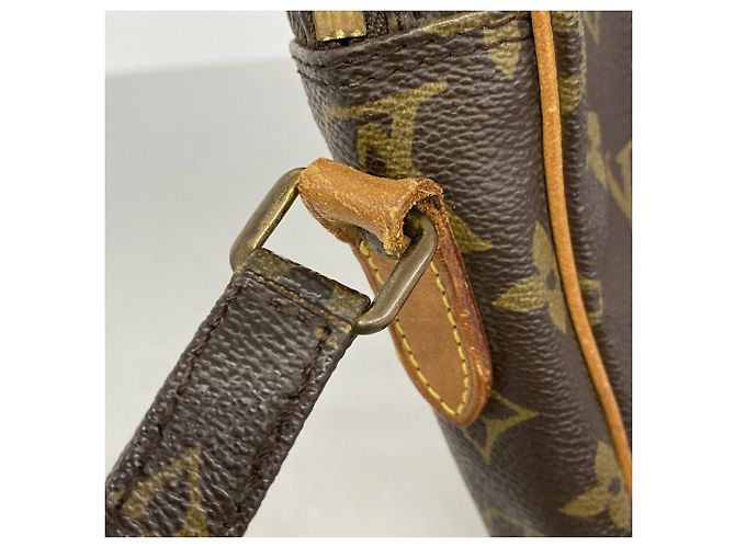 Louis Vuitton Monogram Danube Shoulder Bag M45266 - vista 9