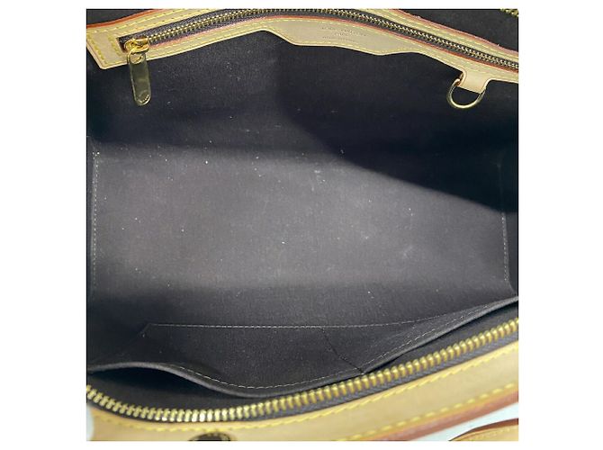 Borsa Louis Vuitton Vernis MM in Amarante - vista 4