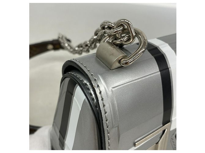 Louis Vuitton Twist PM Schultertasche - Ansicht 6