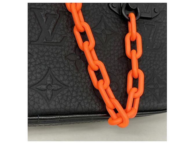 Borsa Louis Vuitton Monogram Taurillon Pochette Volga - vista 8