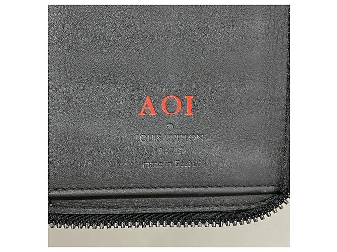 Portafoglio Zippy Louis Vuitton Monogram Shadow - vista 4