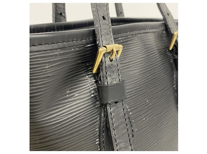 Bolso Petit Bucket de piel Epi Louis Vuitton - vista 6
