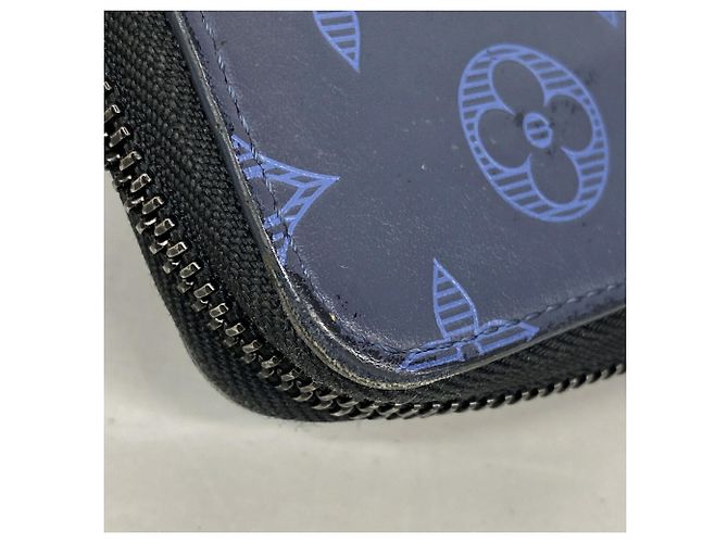 Portafoglio Zippy Louis Vuitton Monogram Shadow - vista 5