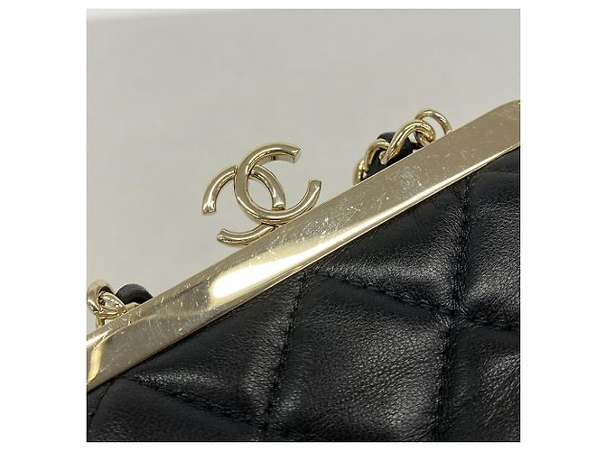 Borsa a tracolla Chanel Matelassé con catena - vista 8