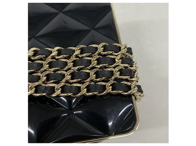 Borsa a tracolla Chanel Matelassé con catena - vista 9