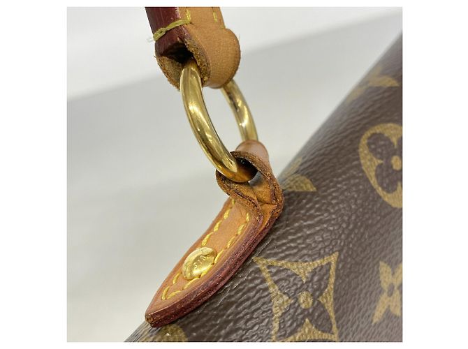 Borsa Louis Vuitton Monogram Cluny BB - vista 6