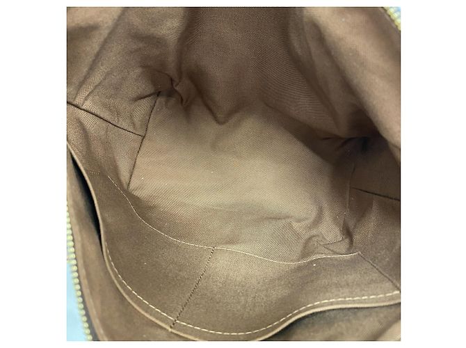 Sac cabas Louis Vuitton Monogram Totally PM - vue 4
