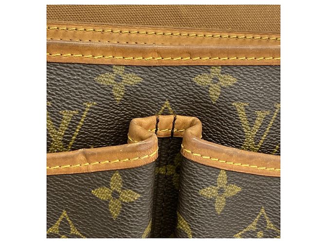 Borsa a tracolla Louis Vuitton Monogram Gibeciere GM - vista 16