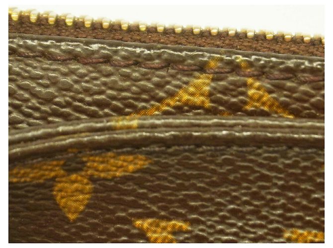 Sac à épaule Louis Vuitton Monogram Vivacite PM - vue 10