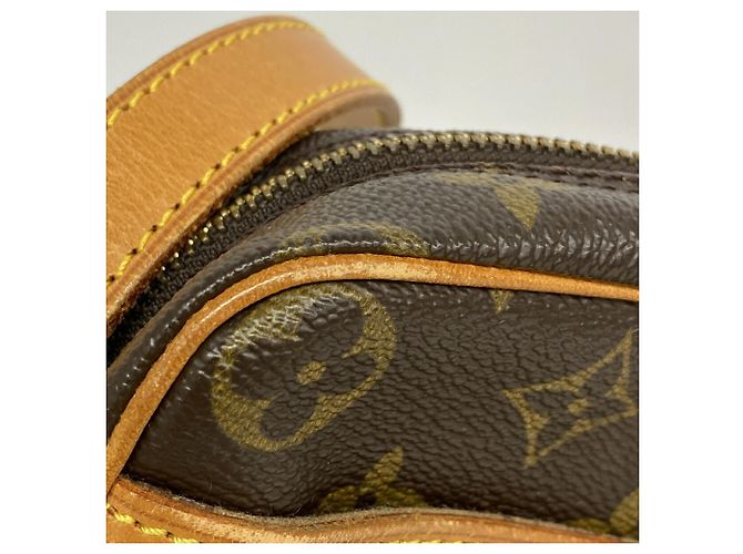 Borsa a tracolla Louis Vuitton Monogram Jeune Fille GM - vista 6