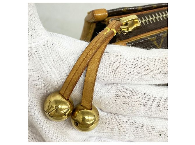 Louis Vuitton Monogram Popincourt Handbag - view 10