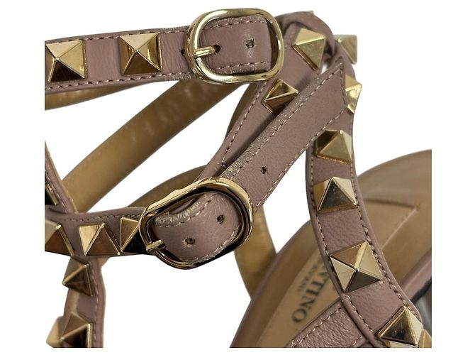 Sapatos de Salto em Pele Rockstud Valentino Garavani - vista 10