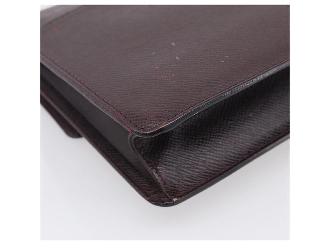 LOUIS VUITTON Bolso de mano Selenga de piel Taiga Acajou M30786 LV - vista 16