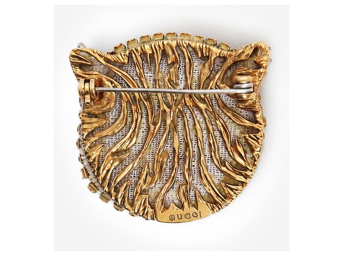 Gucci Broche tête de chat en cristal doré - vue 3