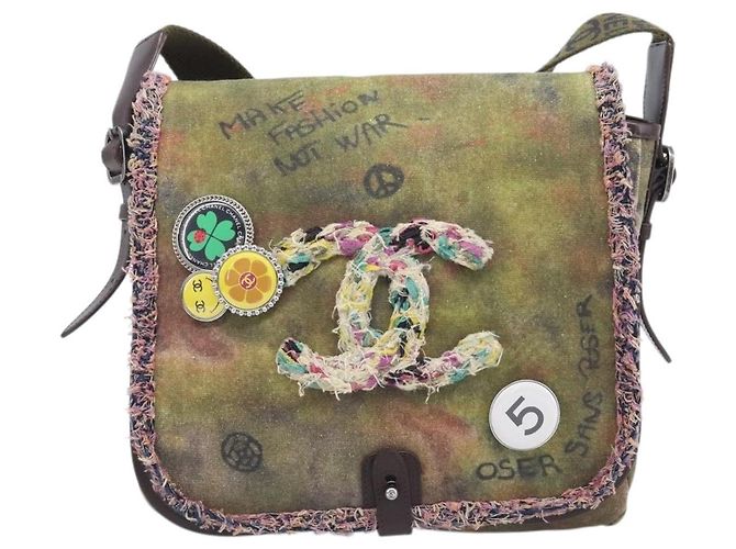 CHANEL Embroidery Graffiti Messenger bag Canvas Khaki Silver CC - vista 2