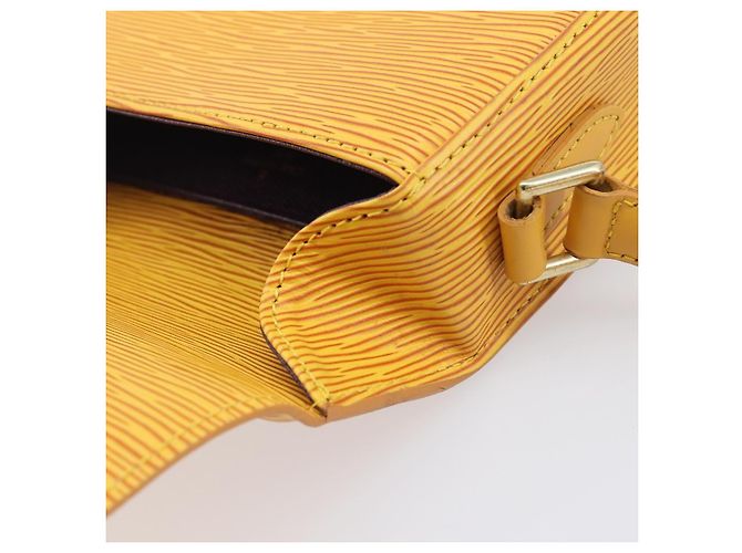 Saint-Cloud LOUIS VUITTON Epi Saint Cloud PM Shoulder Bag Yellow M52219 LV - vista 24