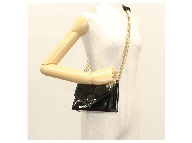 CHANEL Chain Shoulder Bag Enamel Black Gold CC - vista 24
