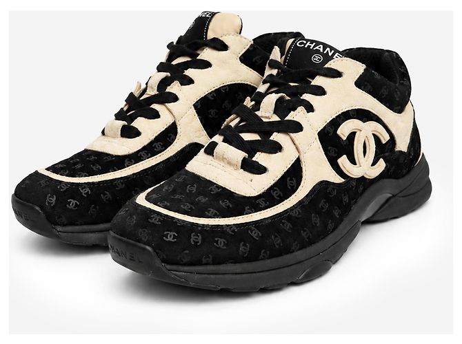 Chanel Sneakers in camoscio CC stampate nero e beige - taglia EU 40 - vista 2