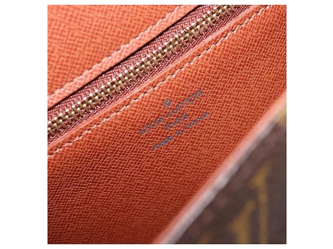 Saint-Cloud LOUIS VUITTON Monogram Saint Cloud GM Shoulder Bag M51242 LV - vista 25