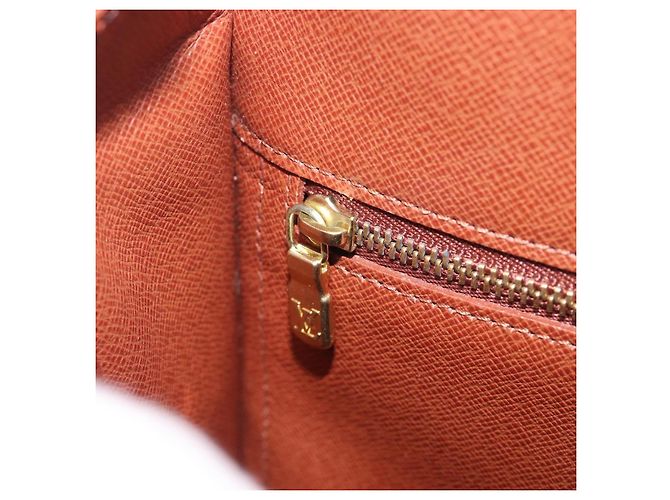 Saint-Cloud LOUIS VUITTON Monogram Saint Cloud GM Shoulder Bag M51242 LV - vista 28