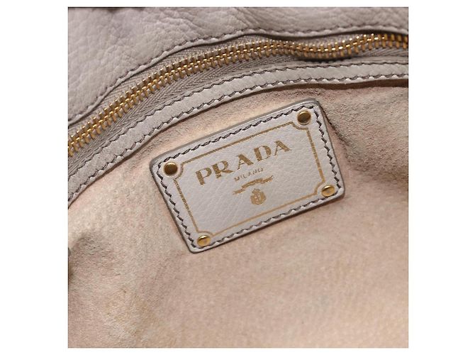 PRADA Chain Shoulder Bag Vittero Dino Leather Beige Gold - vista 24