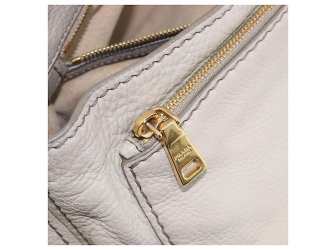 PRADA Chain Shoulder Bag Vittero Dino Leather Beige Gold - vista 29