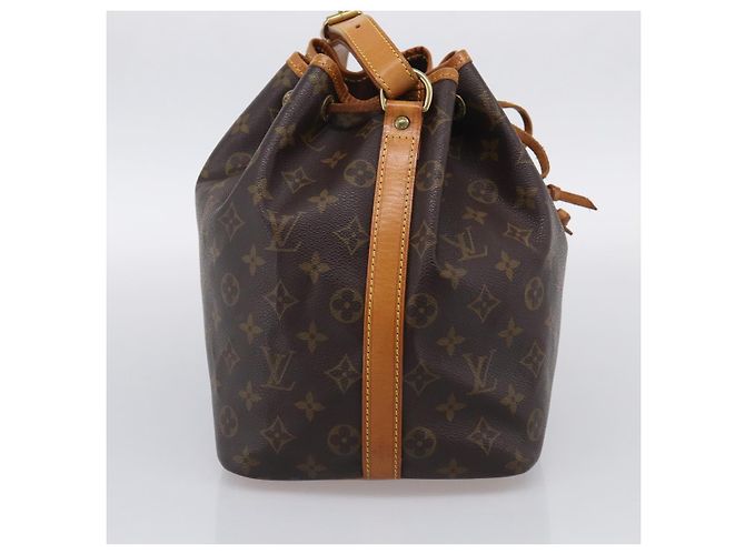 LOUIS VUITTON Monogram Petit Noe Shoulder Bag M42226 LV - vista 3