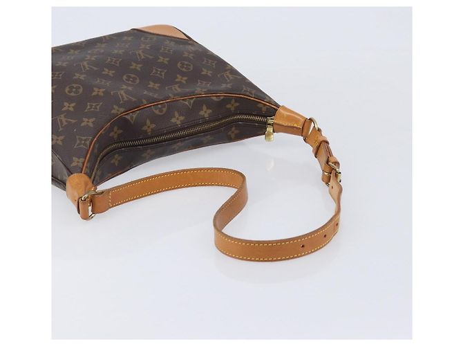 LOUIS VUITTON Monogram Boulogne 30 Shoulder Bag M51265 LV - vue 7