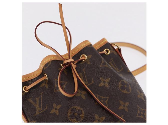 LOUIS VUITTON Monogram Nanonoe Shoulder Bag M81266 LV - vista 18