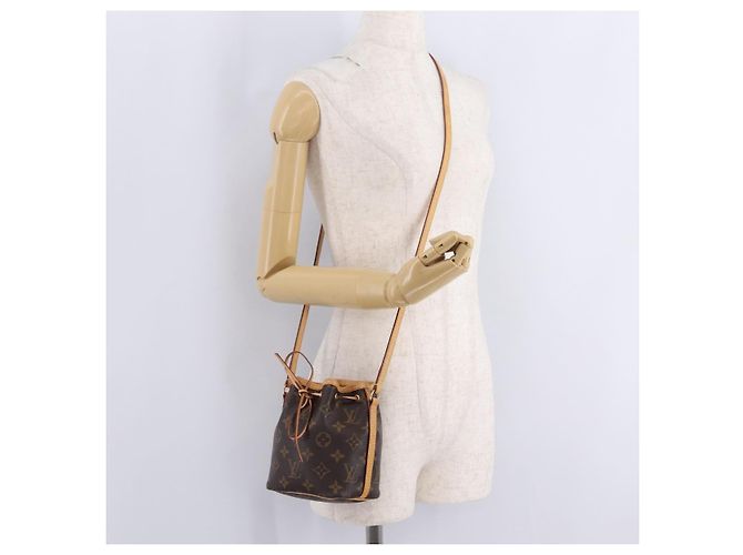 LOUIS VUITTON Monogram Nanonoe Shoulder Bag M81266 LV - vista 22
