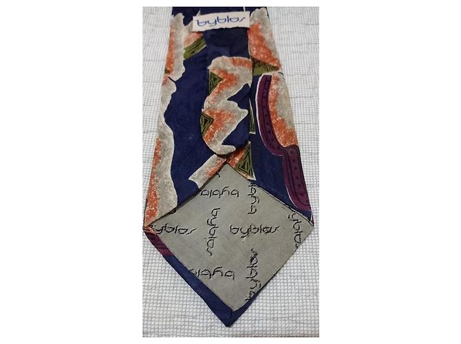 Byblos  Abstract Multi-Color 100% Italian Silk Tie . Never Worn. - view 6