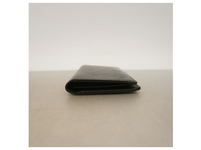 Louis Vuitton Epi Leather Long Wallet - view 2