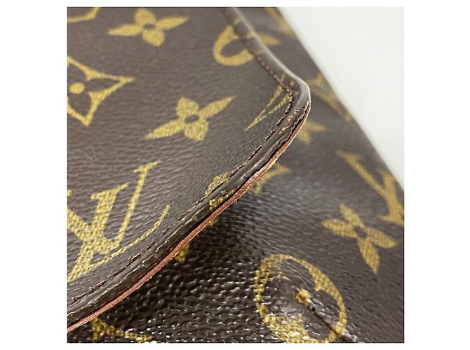 Bolsa de Ombro Louis Vuitton Monogram Musette - vista 6