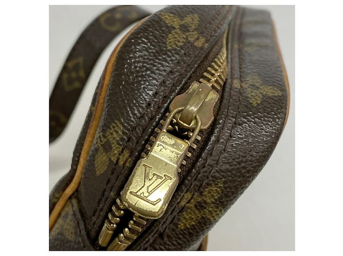 Louis Vuitton Monogram Danube Shoulder Bag M45266 - vista 10