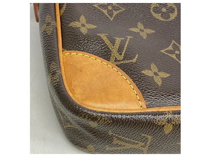 Louis Vuitton Monogram Danube Shoulder Bag M45266 - vista 12