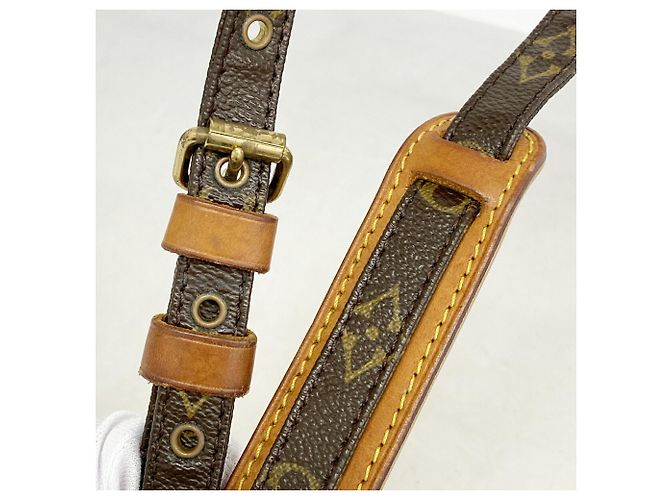 Louis Vuitton Monogram Danube Shoulder Bag M45266 - vista 9