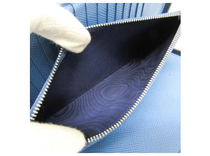 Portefeuille long Prada en cuir Saffiano - vue 6