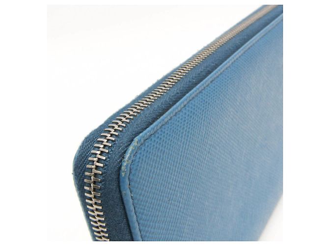 Portefeuille long Prada en cuir Saffiano - vue 7