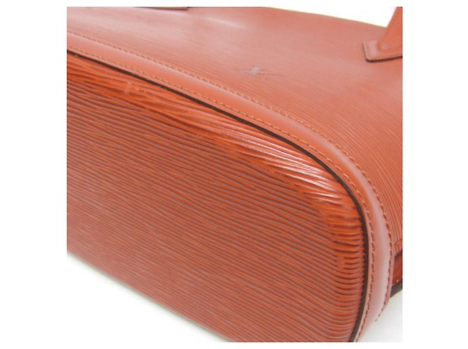 Sac à bandoulière Louis Vuitton Epi Lussac M52283 - vue 6