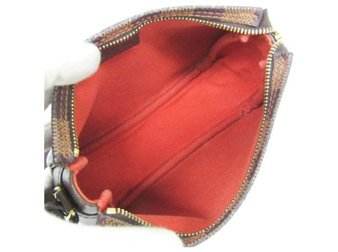 Louis Vuitton Damier Makeup Pouch N51982 - vista 3