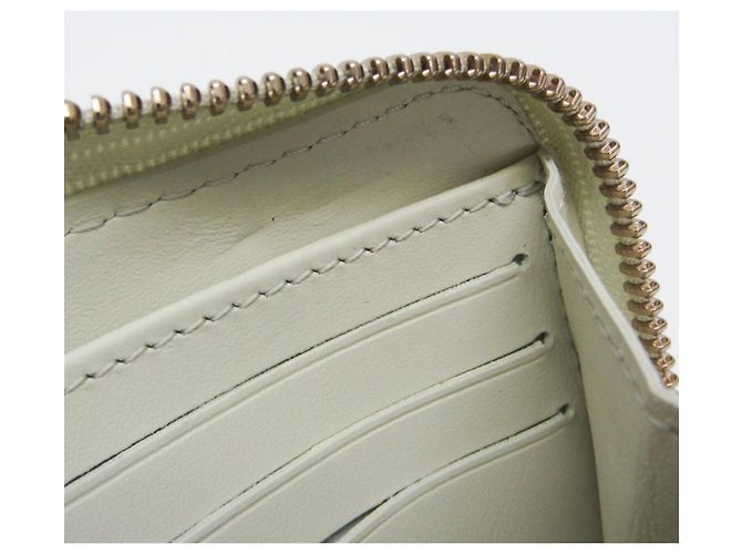 Louis Vuitton Mahina Zippy Wallet M28066 - vista 14