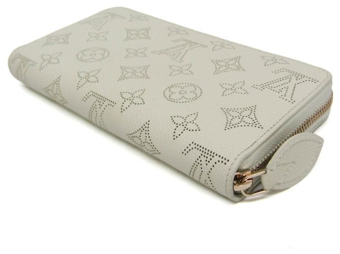 Louis Vuitton Mahina Zippy Wallet M28066 - vista 3