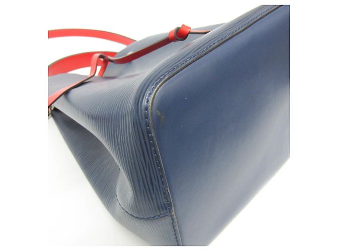 Néonoé Louis Vuitton Epi Neo Noe Handbag - view 5