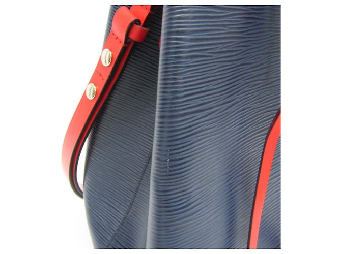 Néonoé Louis Vuitton Epi Neo Noe Handbag - view 6