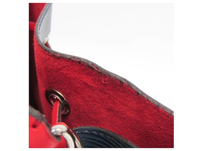 Néonoé Louis Vuitton Epi Neo Noe Handbag - view 8